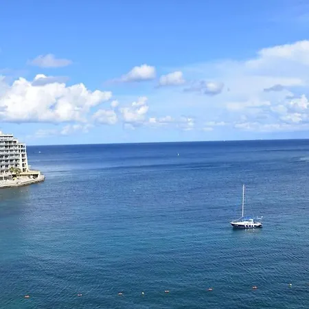 Апартаменты Saint Julians Seafront 200m2 Beautiful Сент Джулианс